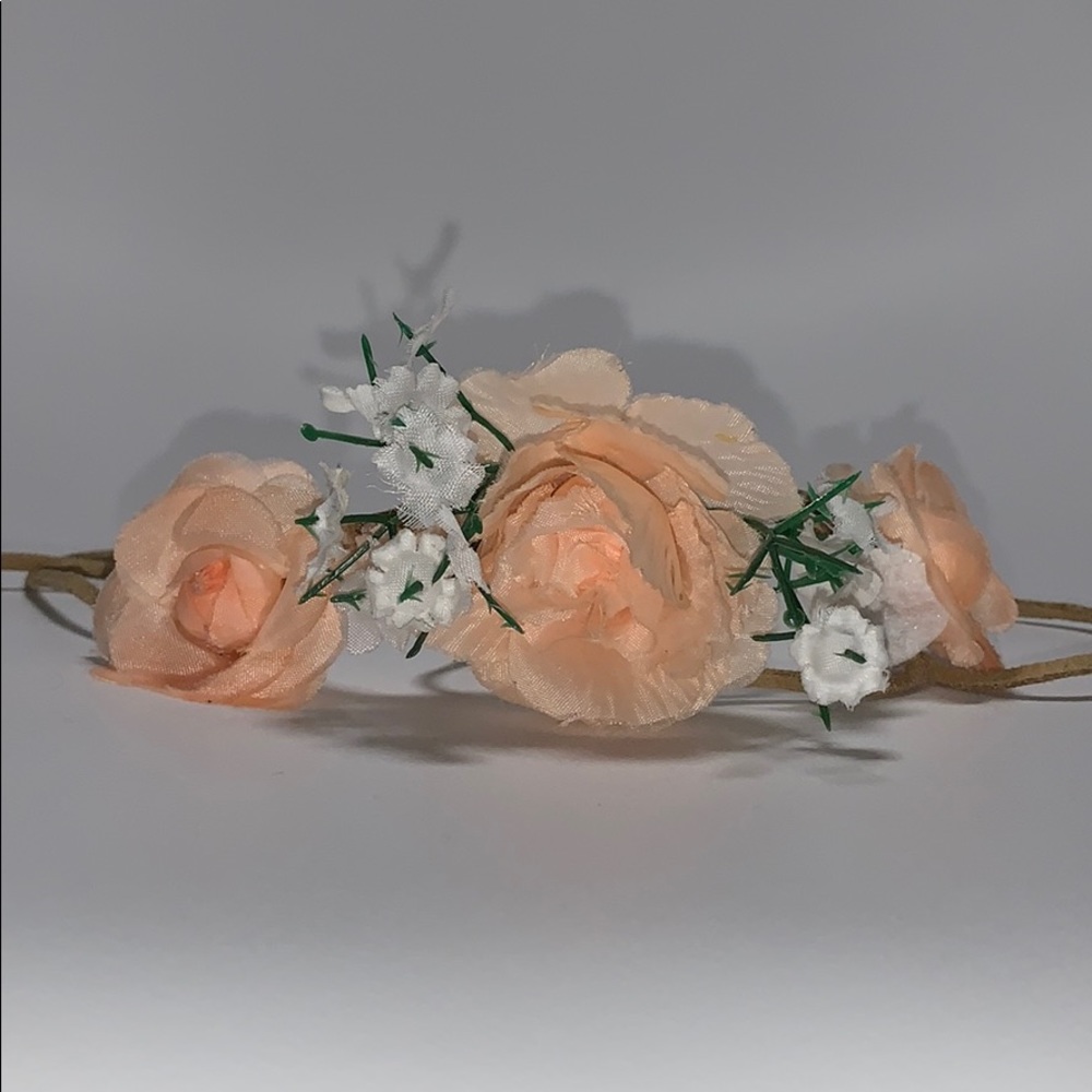 Bun Accessory 💇🏻‍♀️ - Picture 2 of 6